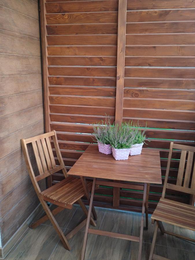 Lux Apartament Odkryj - Bieszczady Ustrzyki Dolne Bagian luar foto