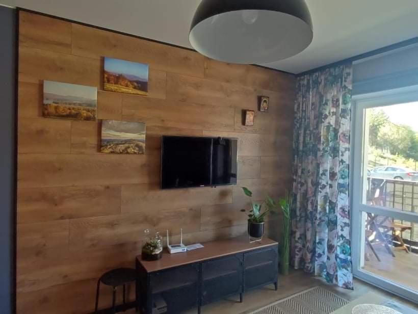 Lux Apartament Odkryj - Bieszczady Ustrzyki Dolne Bagian luar foto