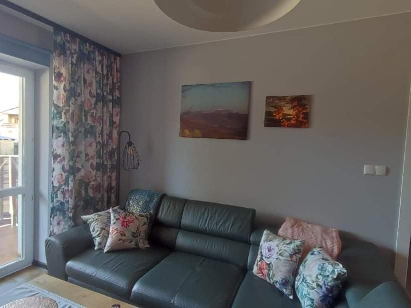 Lux Apartament Odkryj - Bieszczady Ustrzyki Dolne Bagian luar foto